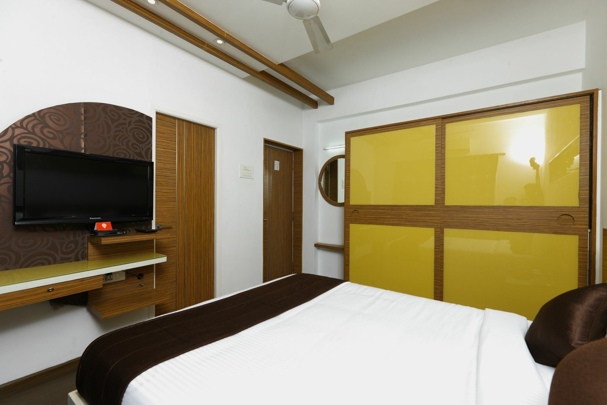Oyo 9911 Apartment Shylee Niwas Chennai Esterno foto